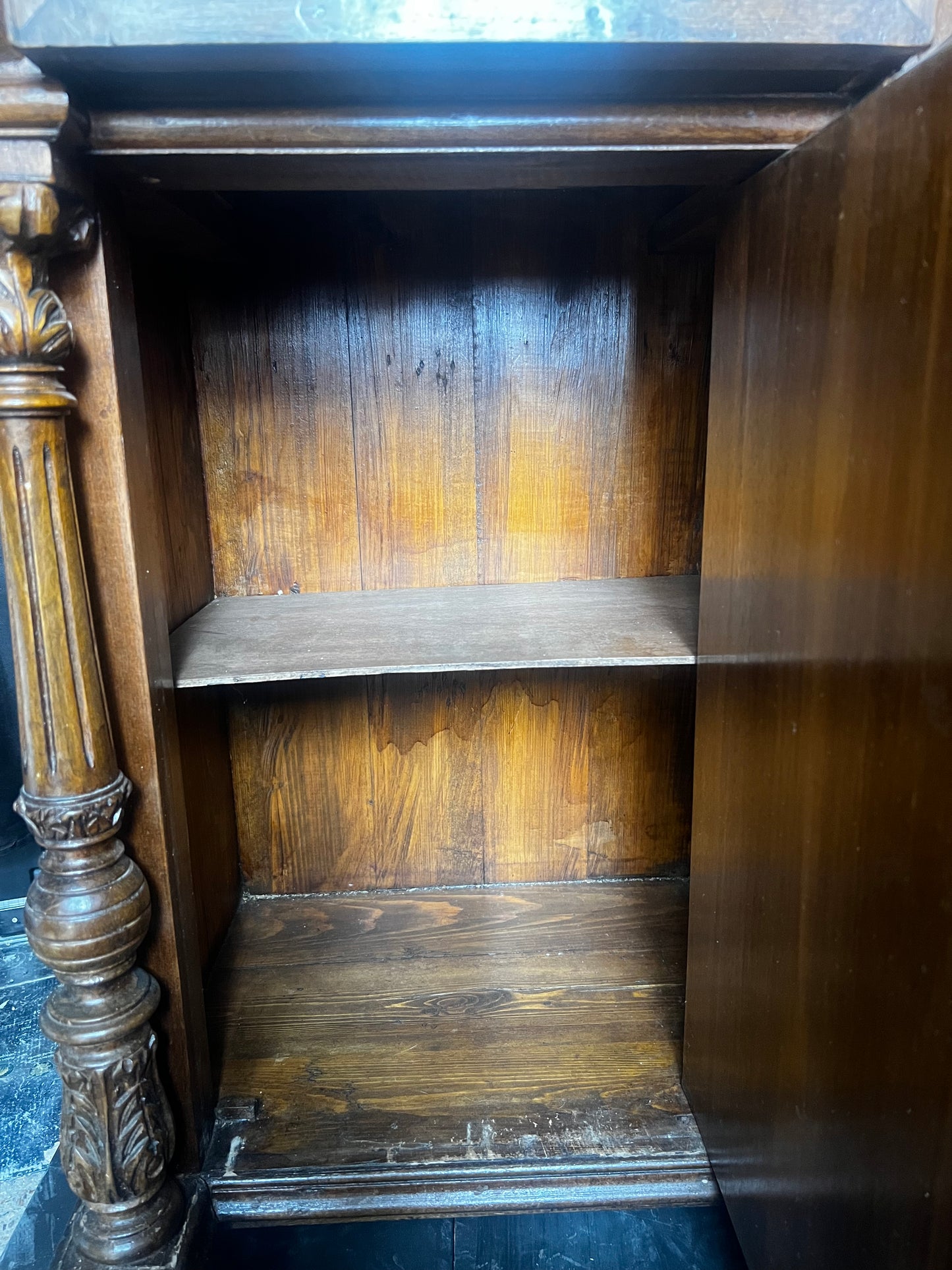 Small Marble Top Italian Furniture